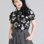 POP60017Odette1