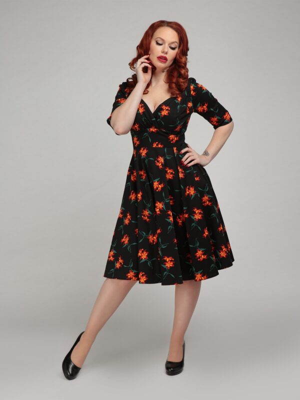 coltrixie-midnight-lily-swing-dress-p17372-1068477_zoom