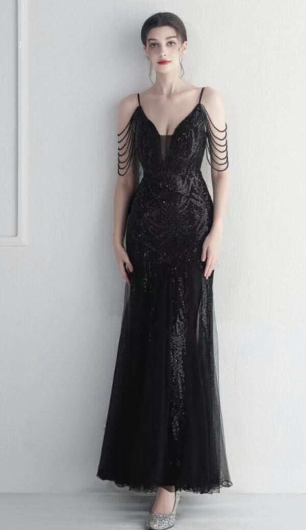 vestido con perlas hombros