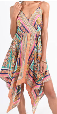 vestido tirantes asimétrico