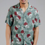 camisa skull roses serpientes