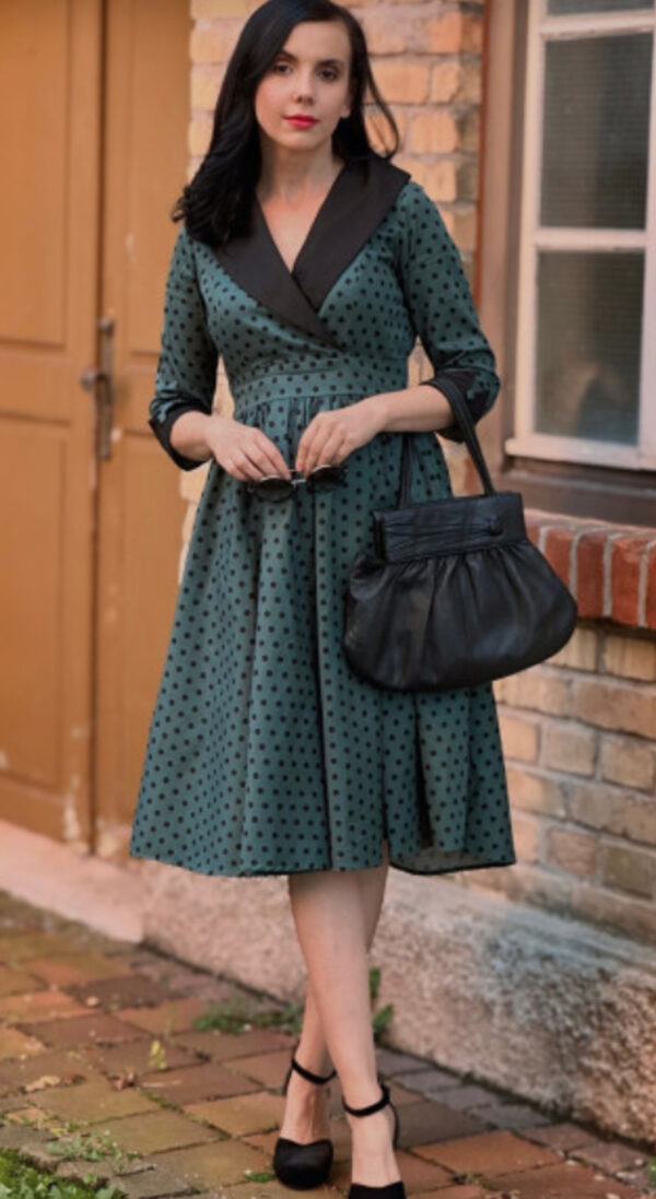 Vestido Verde con lunares negro manga 3/4 Swing Soul Barcelona